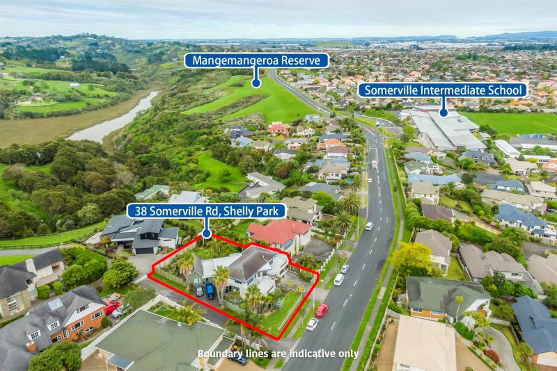 38 Somerville Road, Shelly Park, Auckland - Carousel 1