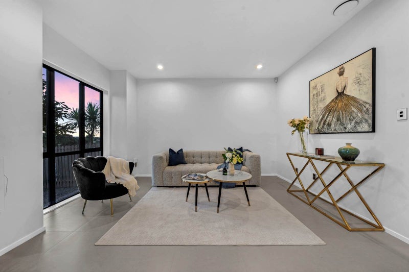 3 Haddington Drive, Flat Bush, Auckland - Carousel 2