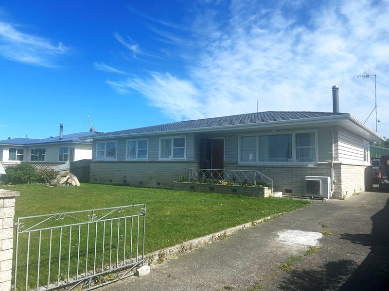 24 Clarence Cox Crescent, Pirimai, Napier - Carousel 2