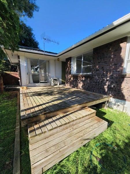 5 Cadiz Place, Red Hill, Papakura - Carousel 2