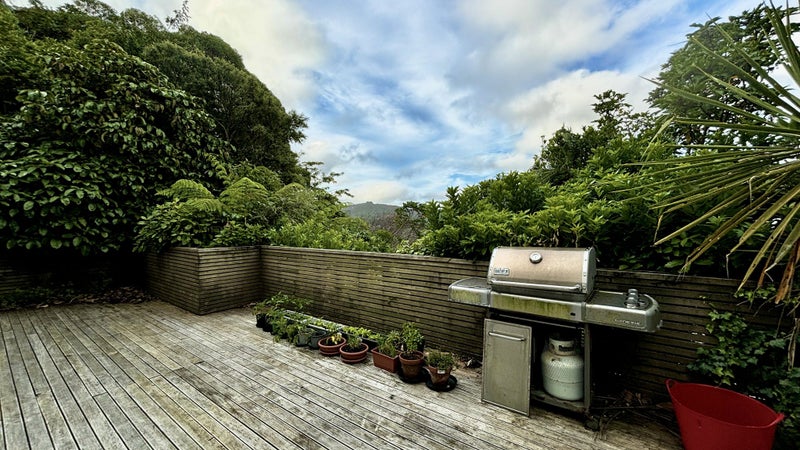 9 Selkirk Way, Karori, Wellington - Carousel 2