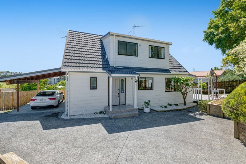 14 Mallard Place, Unsworth Heights, Auckland - Carousel 1