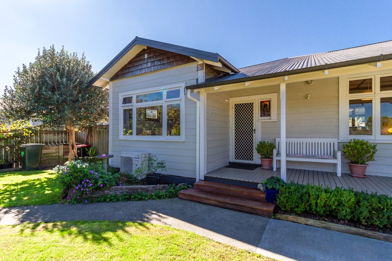 40 Park Road, Greenmeadows, Napier - Carousel 1