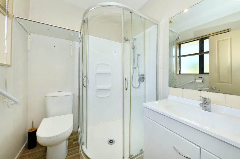 2/710 Worcester Street, Linwood, Christchurch - Carousel 11