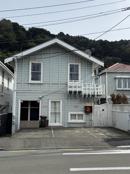 102 Tinakori Road, Thorndon, Wellington - Carousel 1