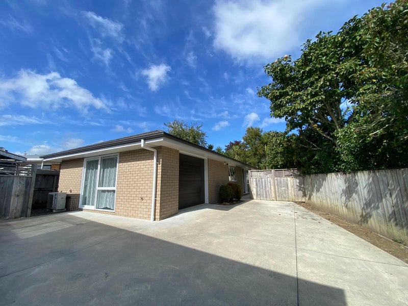 40 Mansel Avenue, Hillcrest, Hamilton - Carousel 1