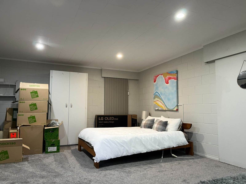 2/100 Aberdeen Road, Campbells Bay, Auckland - Carousel 2