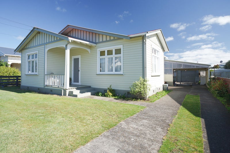10 Kawatiri Avenue, Gonville, Whanganui - Carousel 1