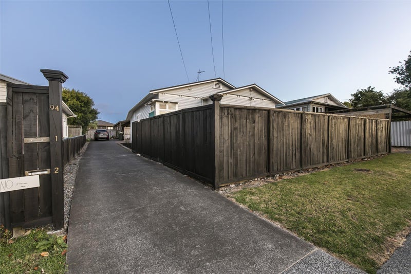 1/94 Fowlds Avenue, Sandringham, Auckland - Carousel 15
