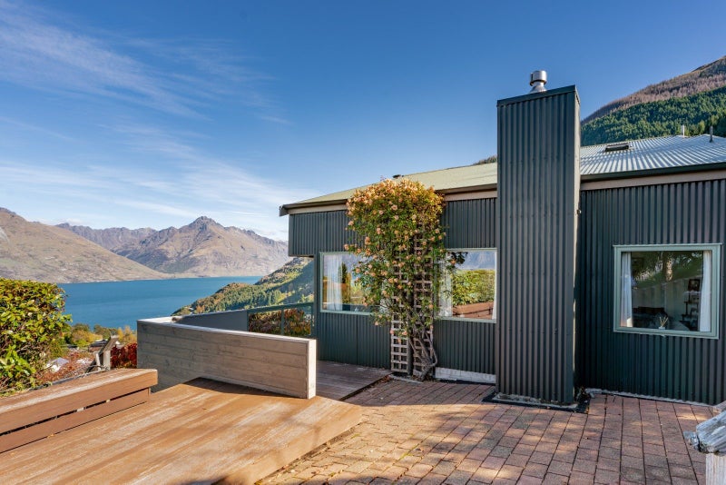 22B Lochy Road, Fernhill, Queenstown - Carousel 1