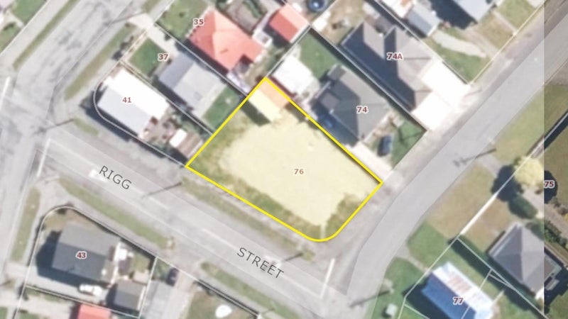 76 Packers Quay, Blaketown, Greymouth - Carousel 1