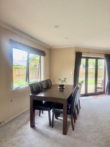 16 Hawkridge Rise, Huntington, Hamilton - Carousel 2