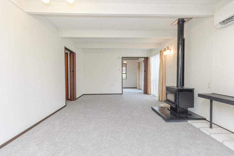 11D Marshall Avenue, Whanganui East, Whanganui - Carousel 2