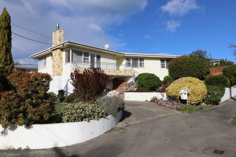 26 Arrow Crescent, Holmes Hill, Oamaru - Carousel 1
