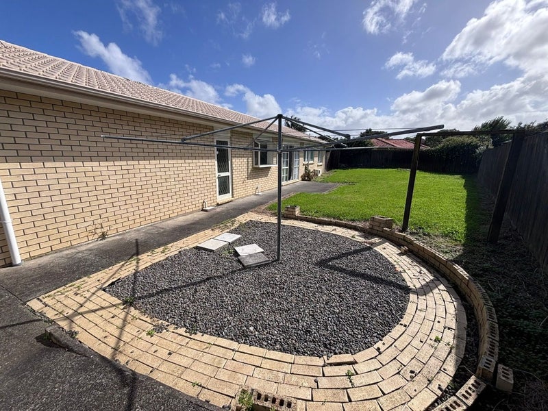 19 Tonson Place, Weymouth, Auckland - Carousel 10