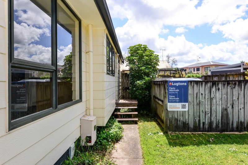 21B Rimmington Drive, Hamilton Lake, Hamilton - Carousel 2