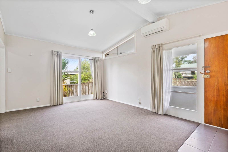12 Paramu Avenue, Birkdale, Auckland - Carousel 2