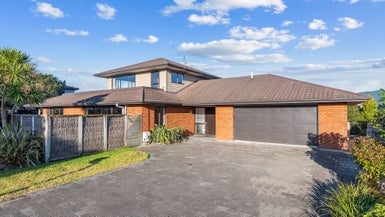 6 The Avenue, Paraparaumu Beach, Paraparaumu - Carousel 1