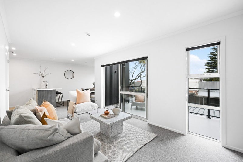 106/126 Commerce Street, Frankton, Hamilton - Carousel 2