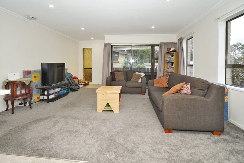 11D Baverstock Road, Nawton, Hamilton - Carousel 2