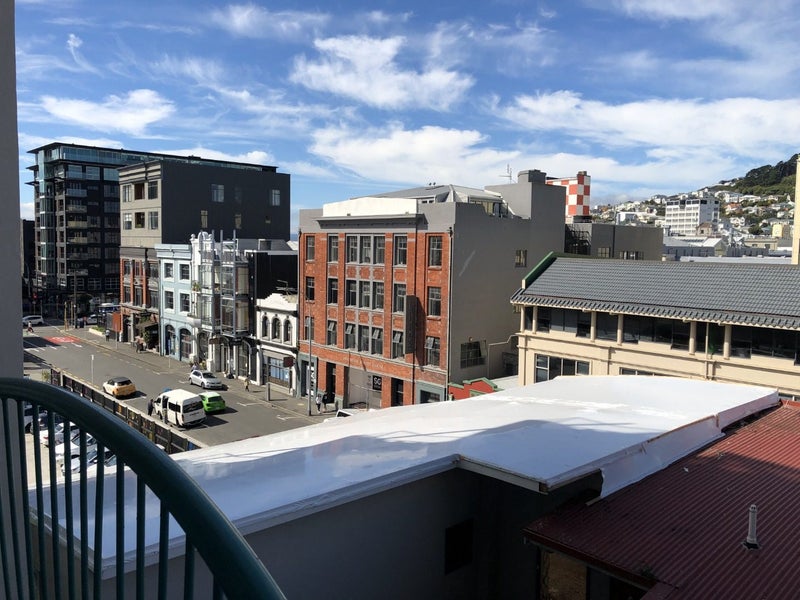 15/60 Courtenay Place, Te Aro, Wellington - Carousel 2