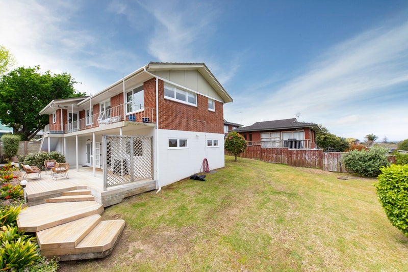 44 Bel Air Drive, Hillsborough, Auckland - Carousel 2