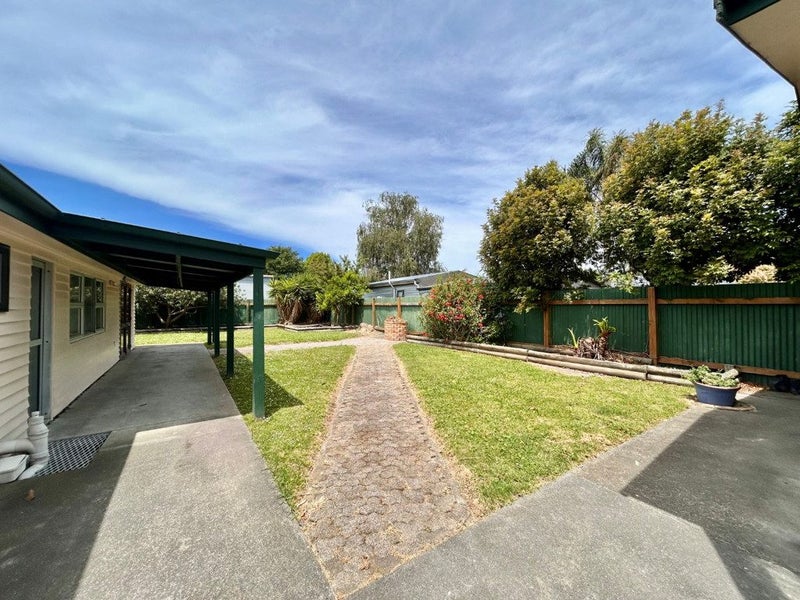 10 Murphy Road, Taradale, Napier - Carousel 18