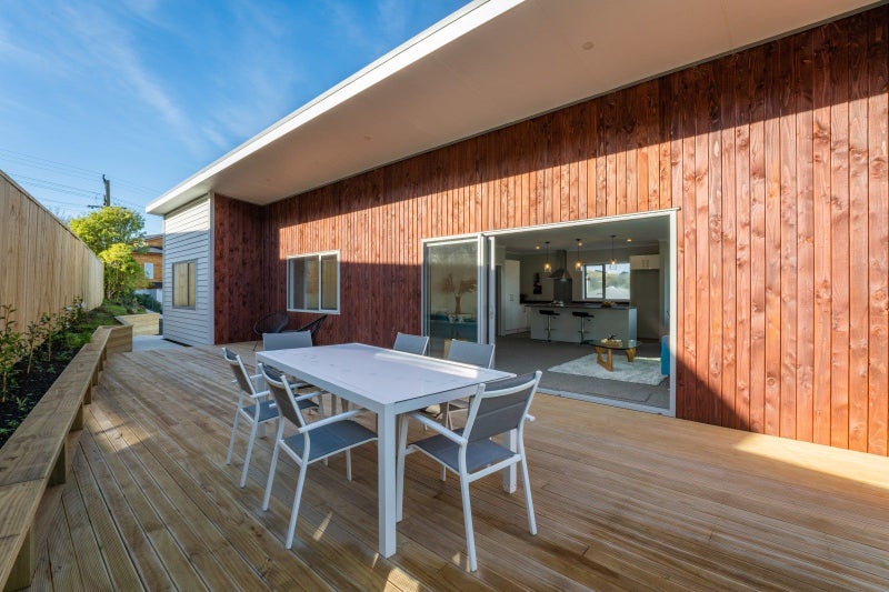 21 Taupo Street, Ravensbourne, Dunedin - Carousel 2