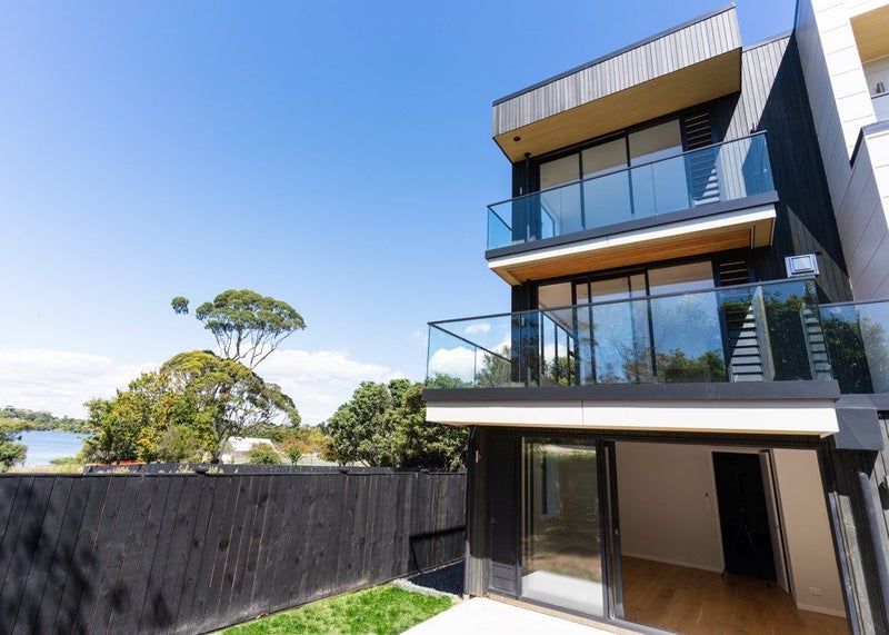 14 Macbeth Court, Milford, Auckland - Carousel 2