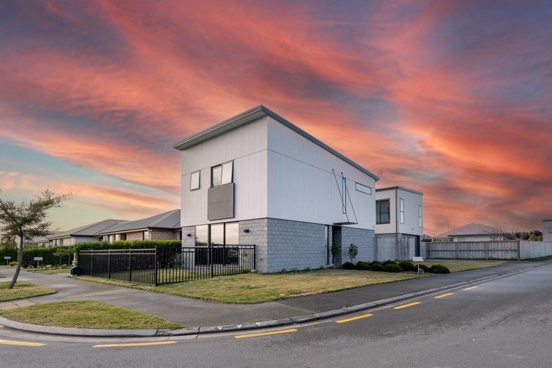 20 George West Square, Wigram, Christchurch - Carousel 2