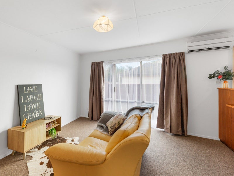 16B Kent Street, Gate Pa, Tauranga - Carousel 2