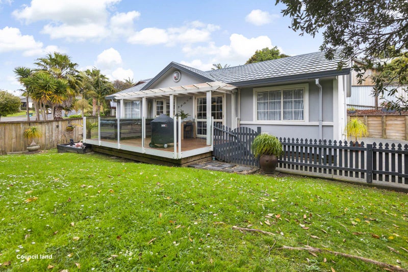 403 Whangaparaoa Road, Stanmore Bay, Whangaparaoa - Carousel 1
