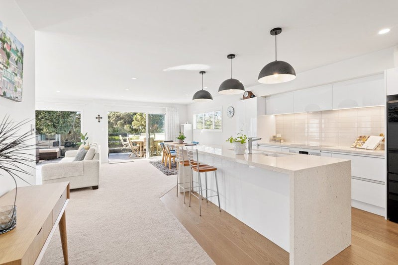 21A Marie Avenue, Red Beach, Whangaparāoa - Carousel 2