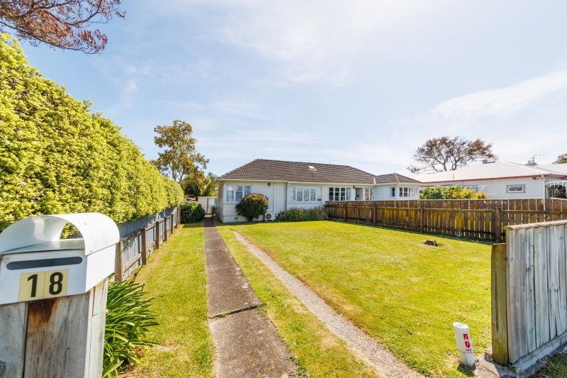 18 Millar Street, Terrace End, Palmerston North - Carousel 1