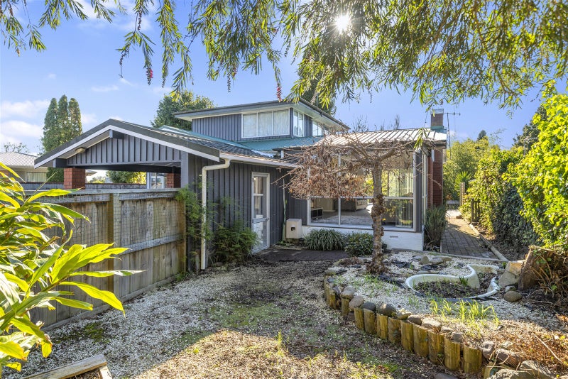 10 Lynwood Place, Chedworth, Hamilton - Carousel 24