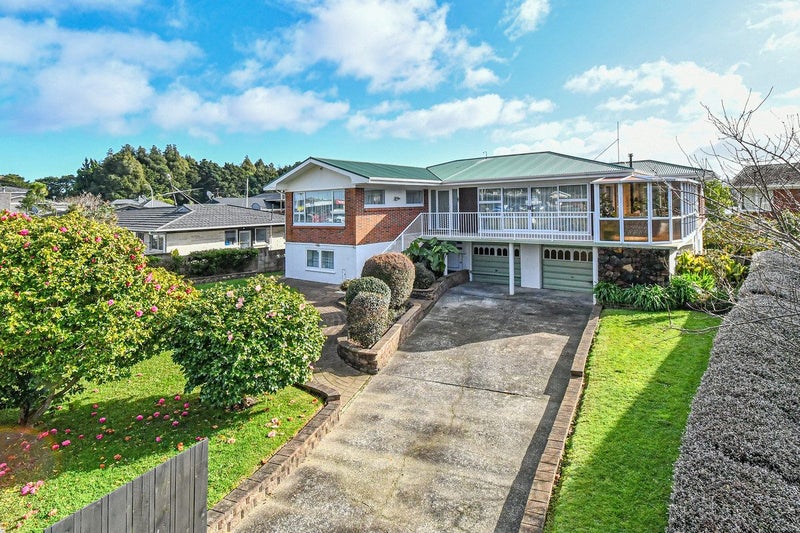 74 Grande Vue Road, Hillpark, Auckland - Carousel 2