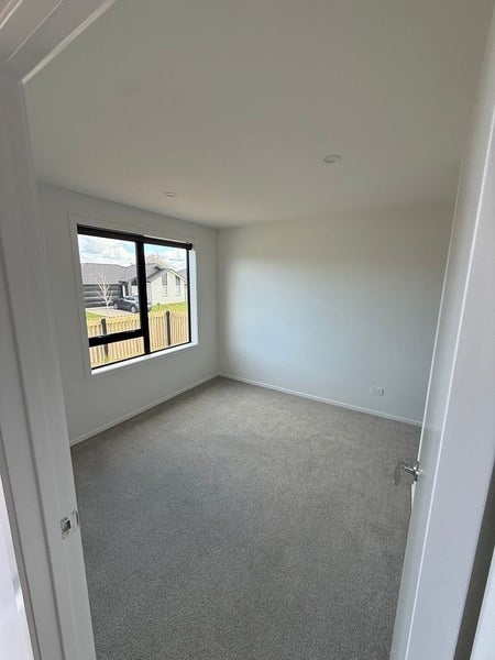 18 Maanihi Drive, Rototuna North, Hamilton - Carousel 2