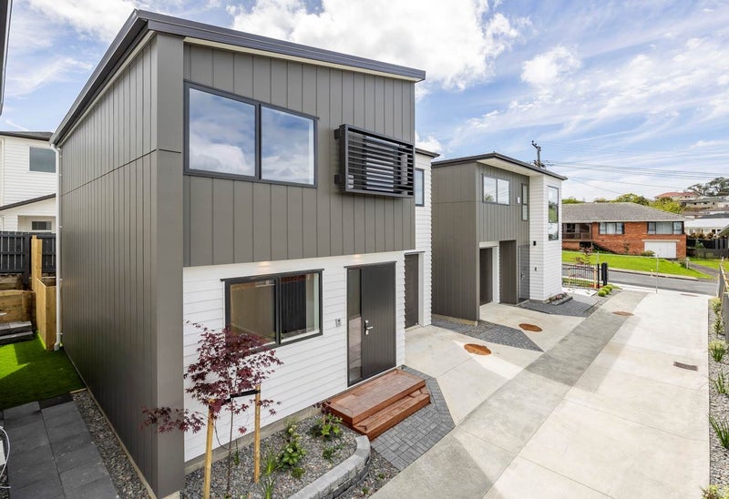 4 Meadowvale Avenue, Forrest Hill, Auckland - Carousel 1