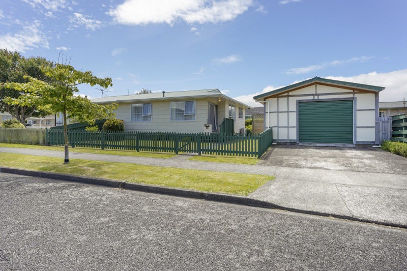 A/56 Henry Street, Ebdentown, Upper Hutt - Carousel 1