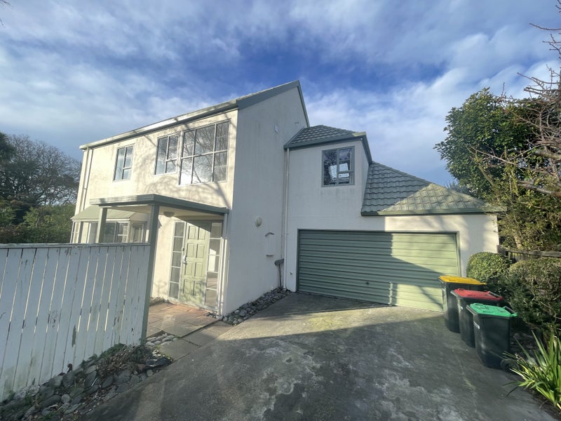 2 Brookside Terrace, Bryndwr, Christchurch - Carousel 1