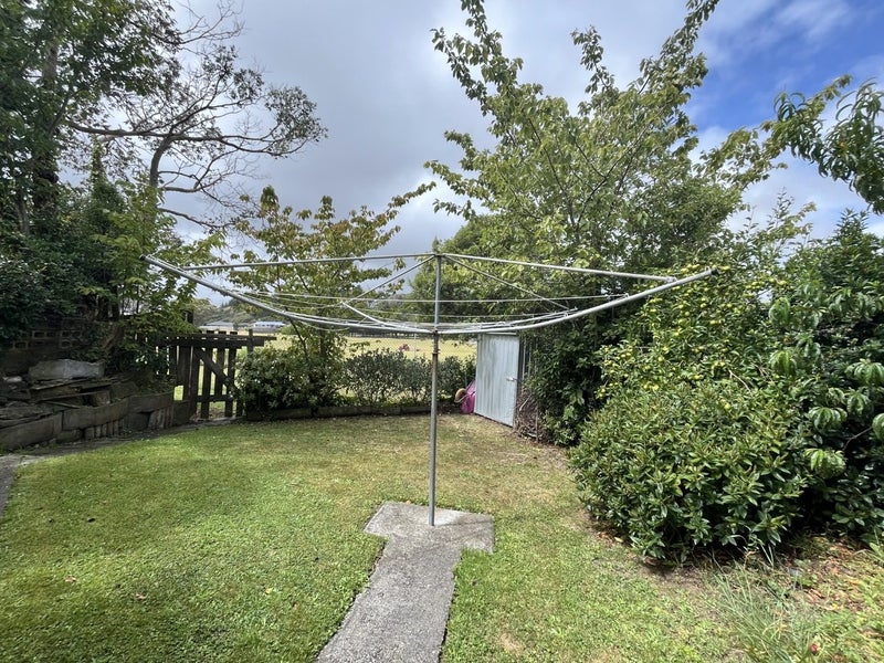 42 Conclusion Street, Ascot Park, Porirua - Carousel 24