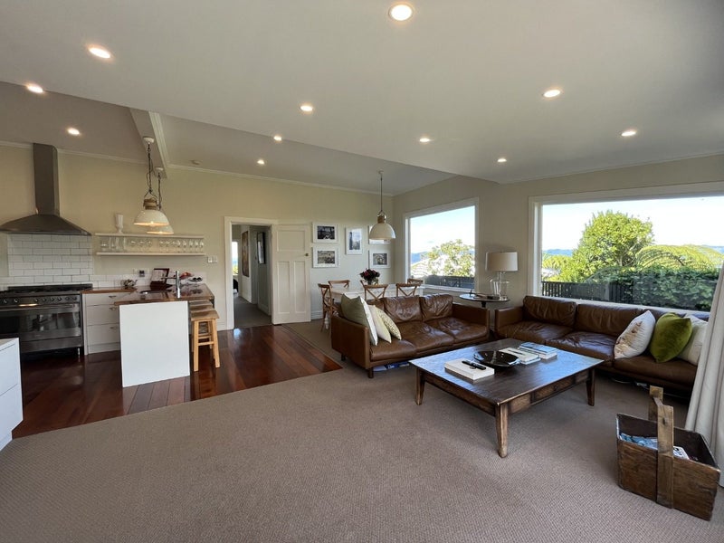 78 Moana Road, Kelburn, Wellington - Carousel 1