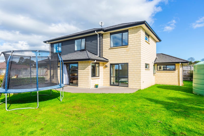 26 Pony Park Place, Beachlands, Auckland - Carousel 2