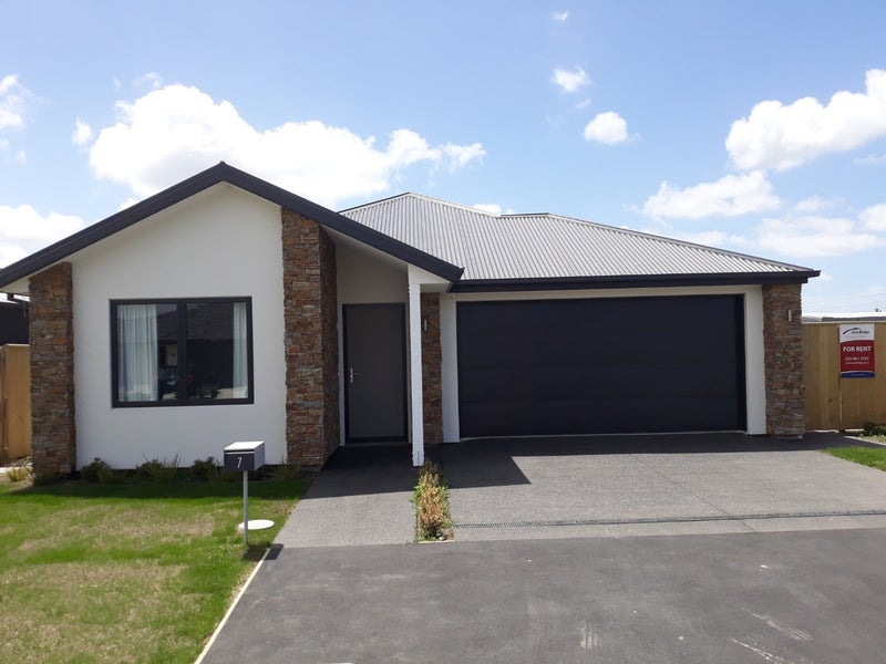 7 Mary Gebbie Avenue, Prebbleton, Prebbleton - Carousel 1