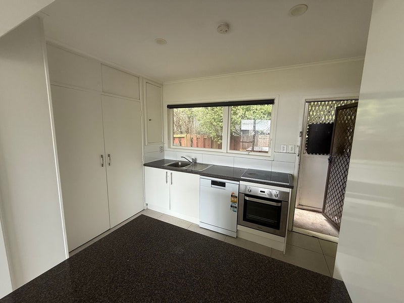 1/146 Halsey Drive, Mount Roskill, Auckland - Carousel 2
