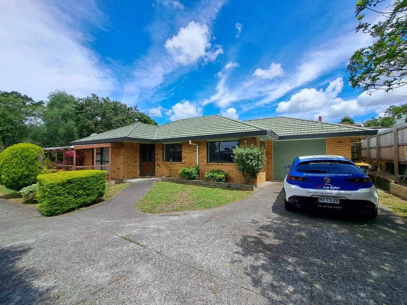 31 Rata Street, New Lynn, Auckland - Carousel 1