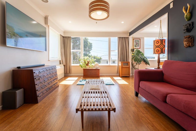 97A Glanmire Road, Newlands, Wellington - Carousel 1