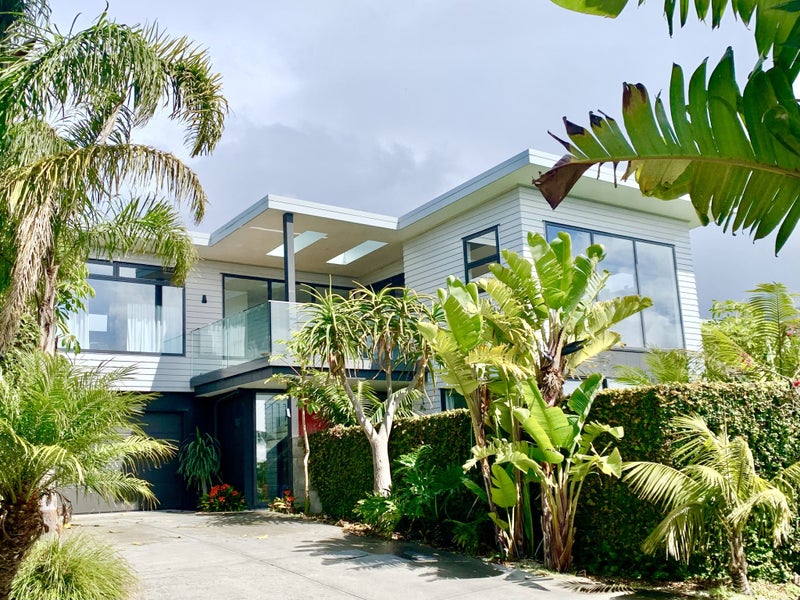 6A Calder Place, Wai o Taiki Bay, Auckland - Carousel 2
