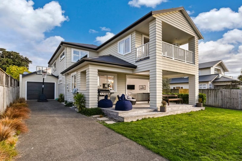 15 Bayswater Avenue, Bayswater, Auckland - Carousel 1