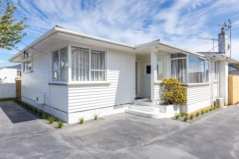 21 Tarahua Road, Vogeltown, New Plymouth - Carousel 21